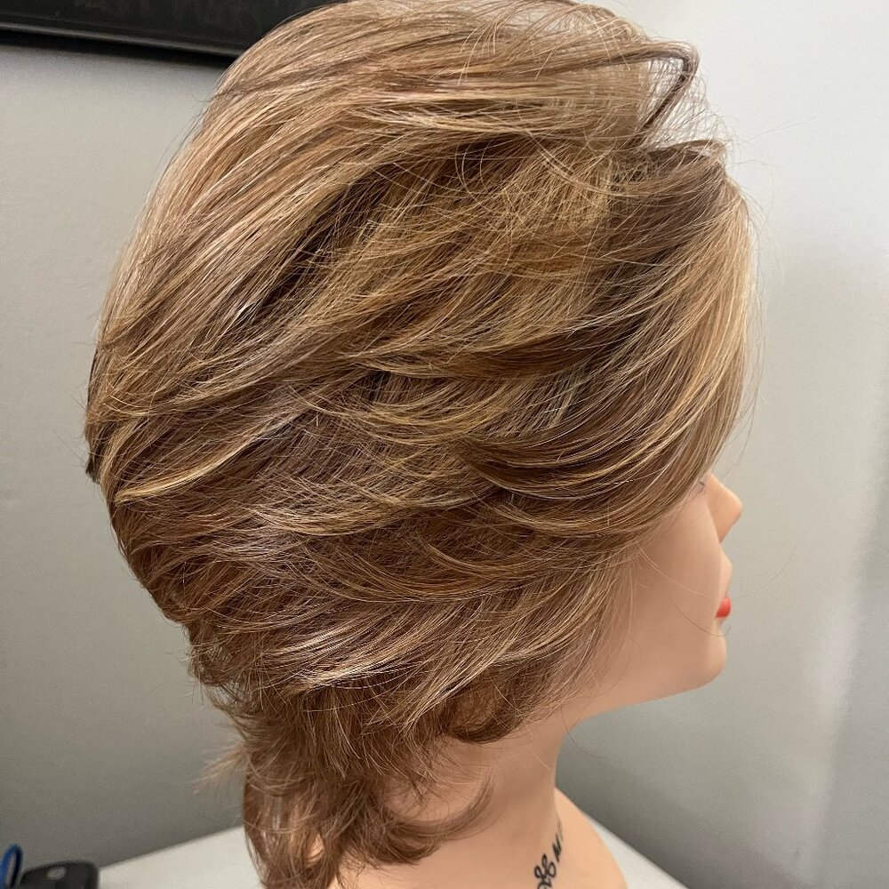 New Wig Bob Wig R11S+ Glazed Mocha by HairDo Average cap